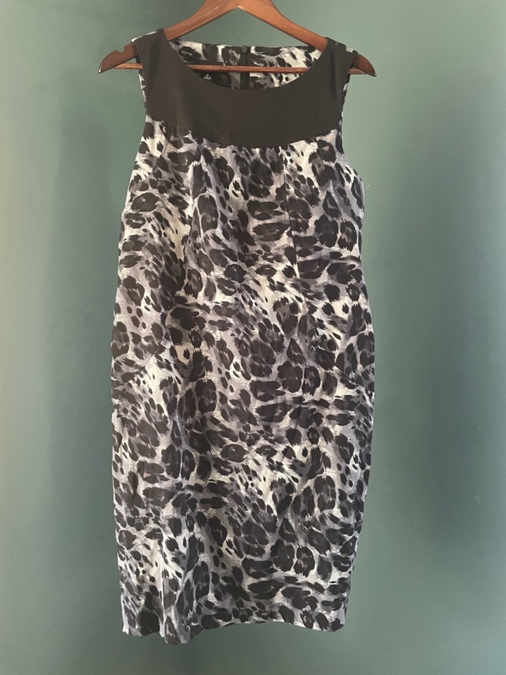 AB Studio Black and White Printed Midi Dress